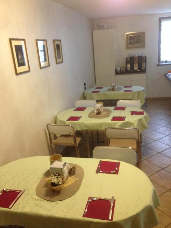 Le Cicogne Bed & Breakfast Роверето Екстериор снимка