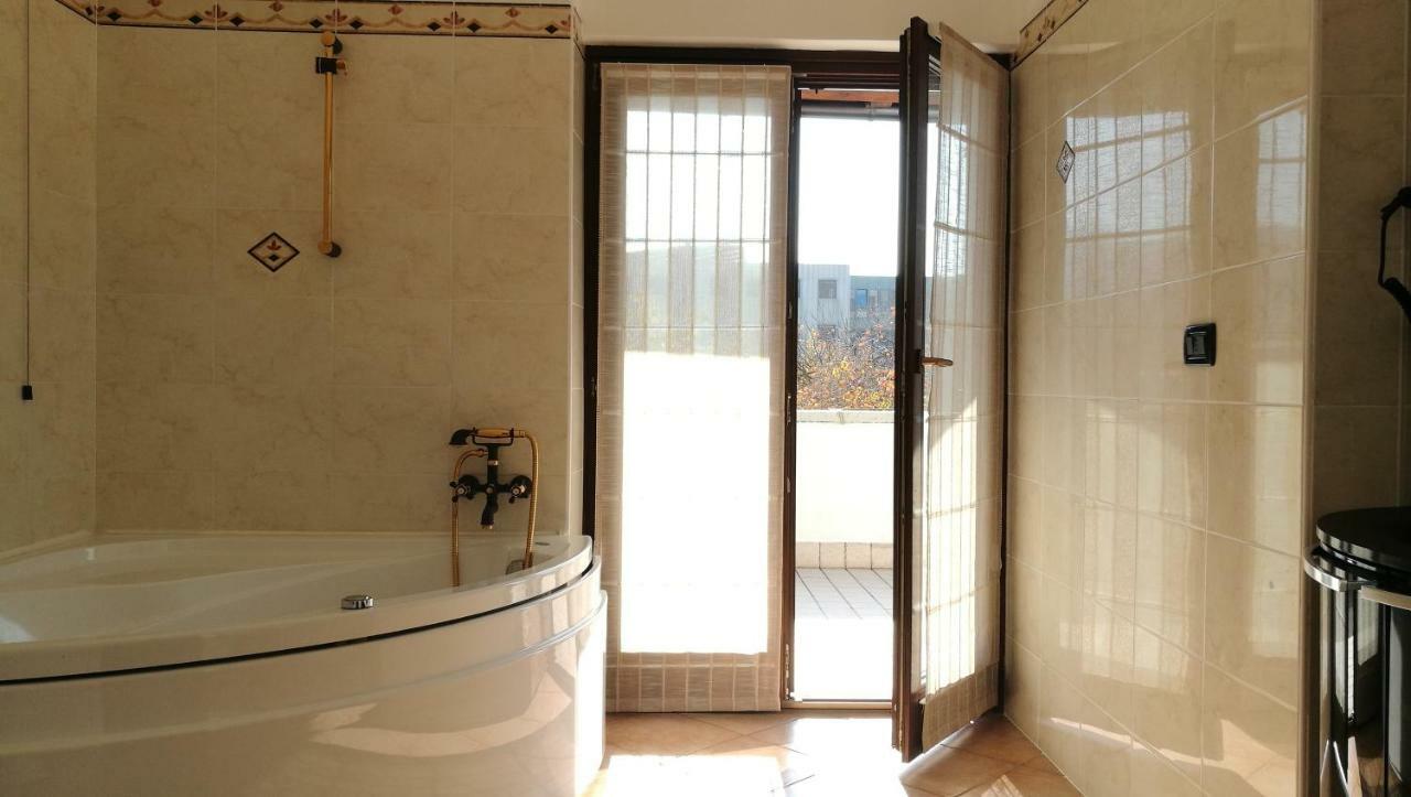 Le Cicogne Bed & Breakfast Роверето Екстериор снимка