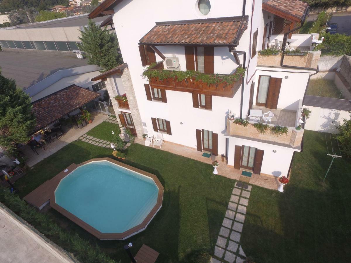 Le Cicogne Bed & Breakfast Роверето Екстериор снимка